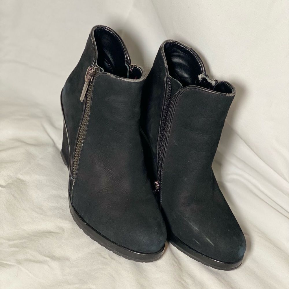 Black womens wedge heels Vince Camuto